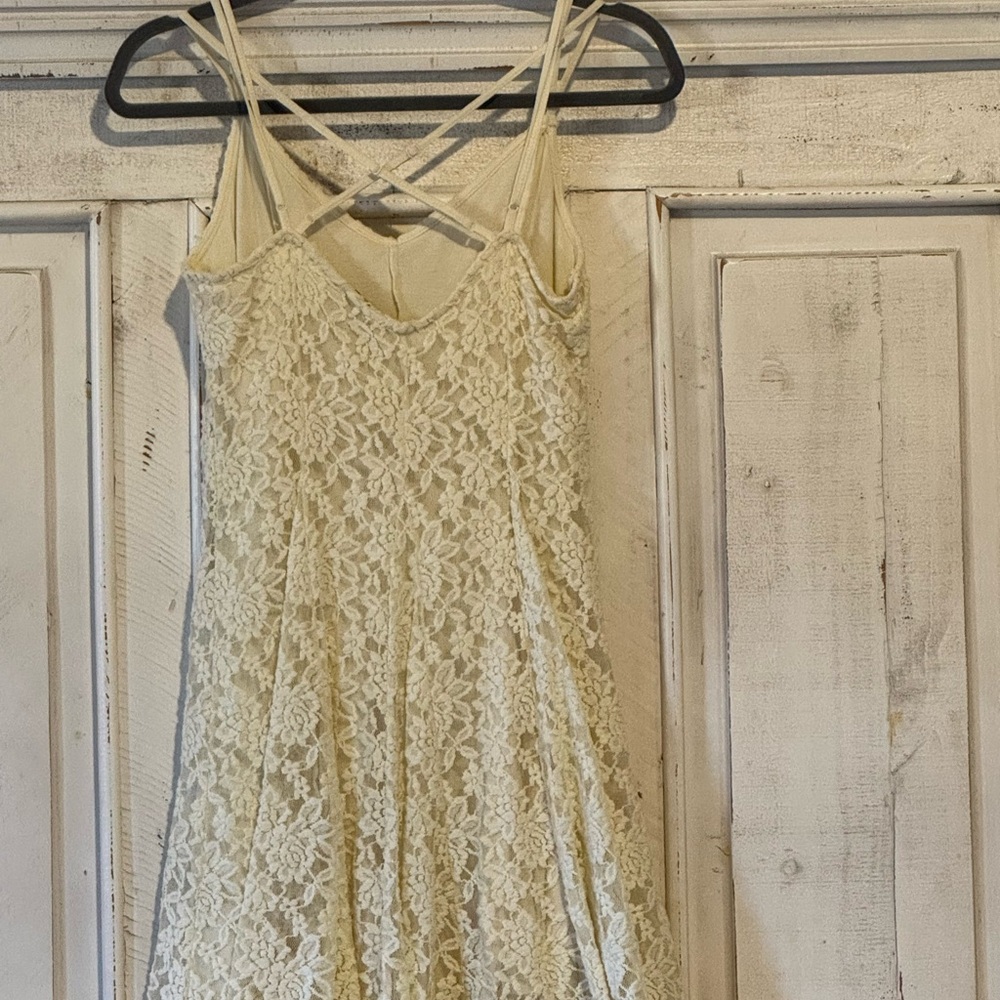 American Eagle Outfitters Cream Lace Dress - Picture 2 of 4